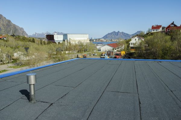 Single Ply Roof Replacement in Spokane